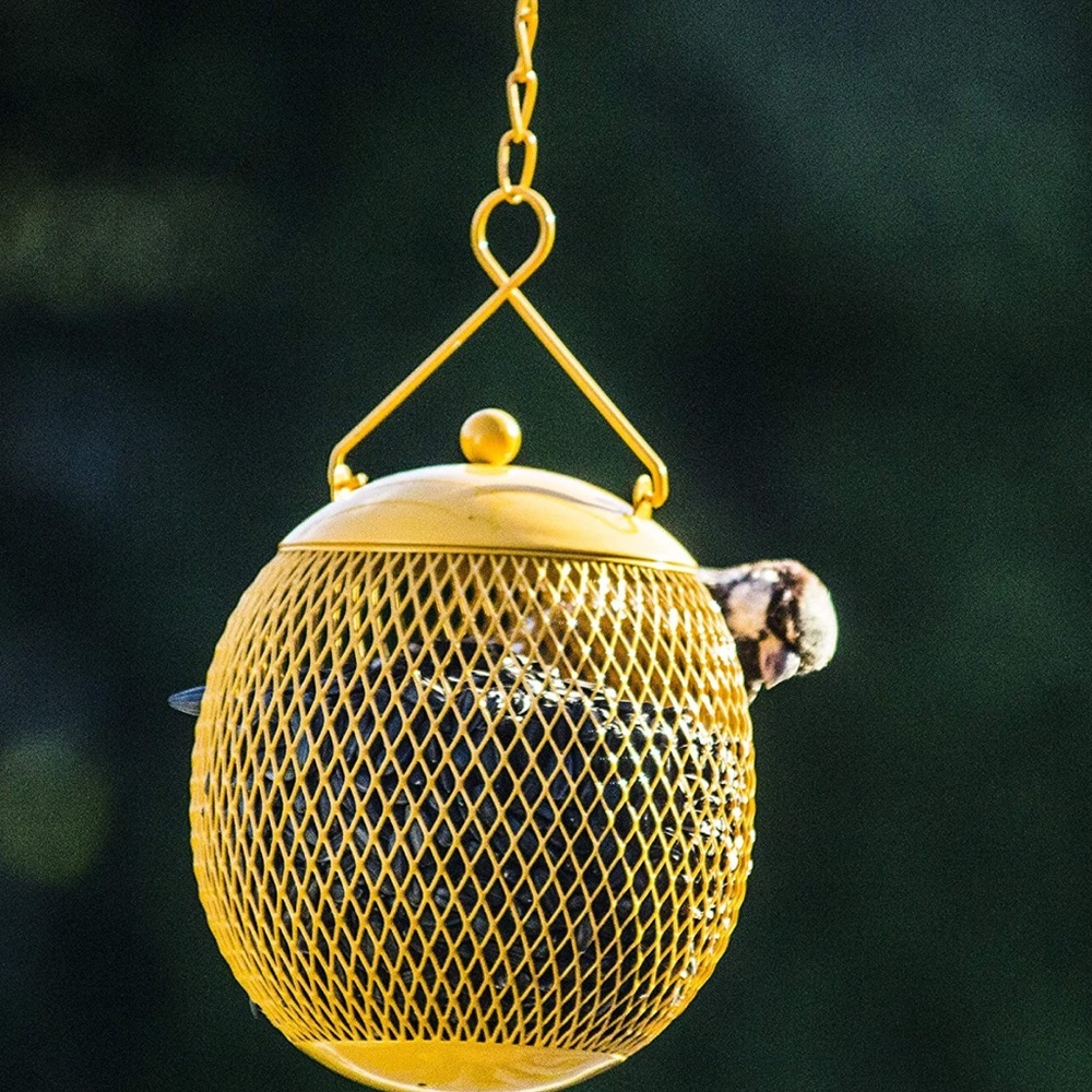 NWT-  Globe Bird Feeder - Red - Picture 5 of 7